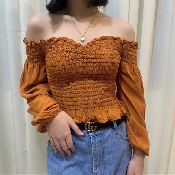 blouse - Picture 3 of 3